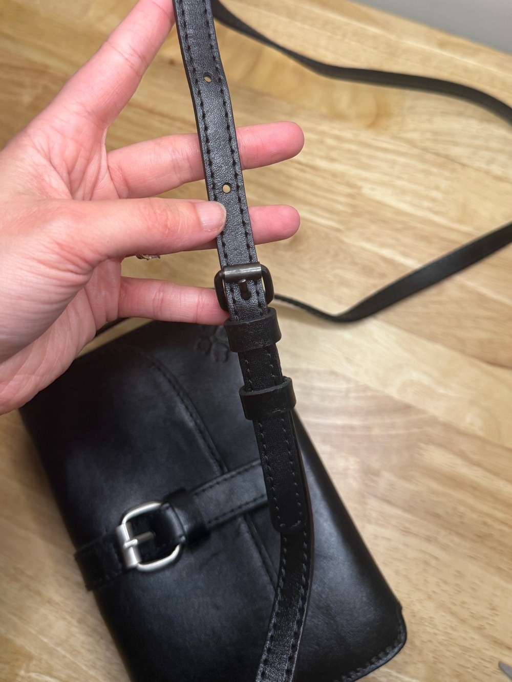 Patricia Nash Torri Crossbody Black Leather Buckle Flap Purse EUC - Picture 12 of 12